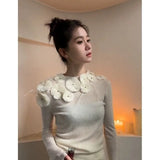 Lubintang Chinese Style O-neck Flower Beading Tops Women Spring Slim Fit White Pullovers Y2k E-Girl Long Sleeve Sweater Mujer