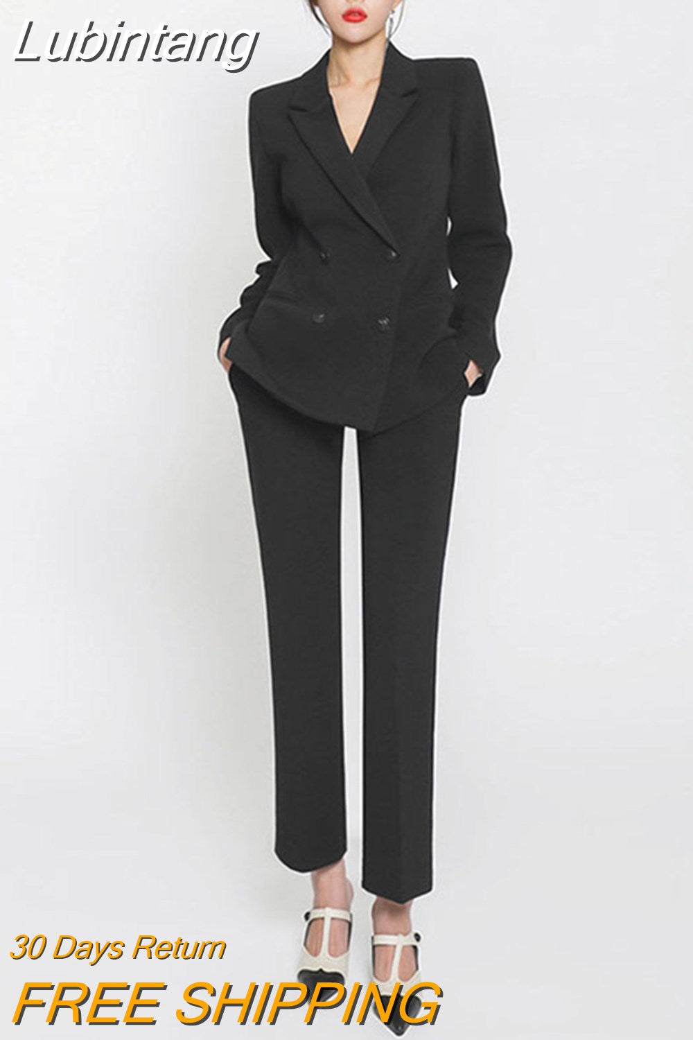 The Trouser Suit Styling Trick: How to Not Look Corporate in Tailoring | Woman  suit fashion, Suit fashion, Work fashion